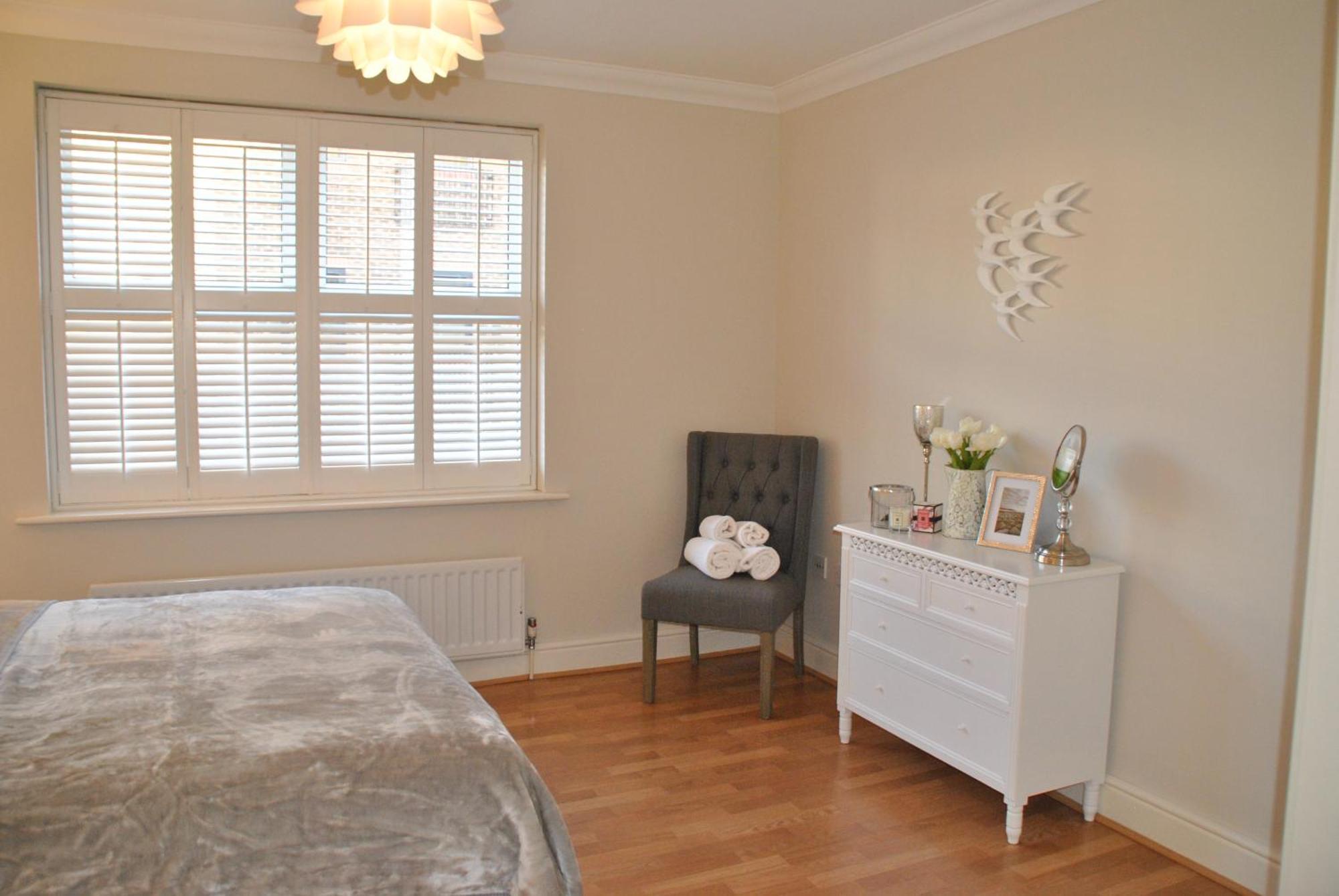 Lord Raglan House Apartments 2Br With Parking Виндзор Экстерьер фото